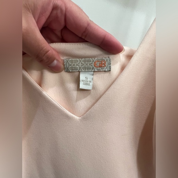 Neutral pink-ish color, Gianni Bini dress, size S with adjustable straps. - Picture 7 of 9
